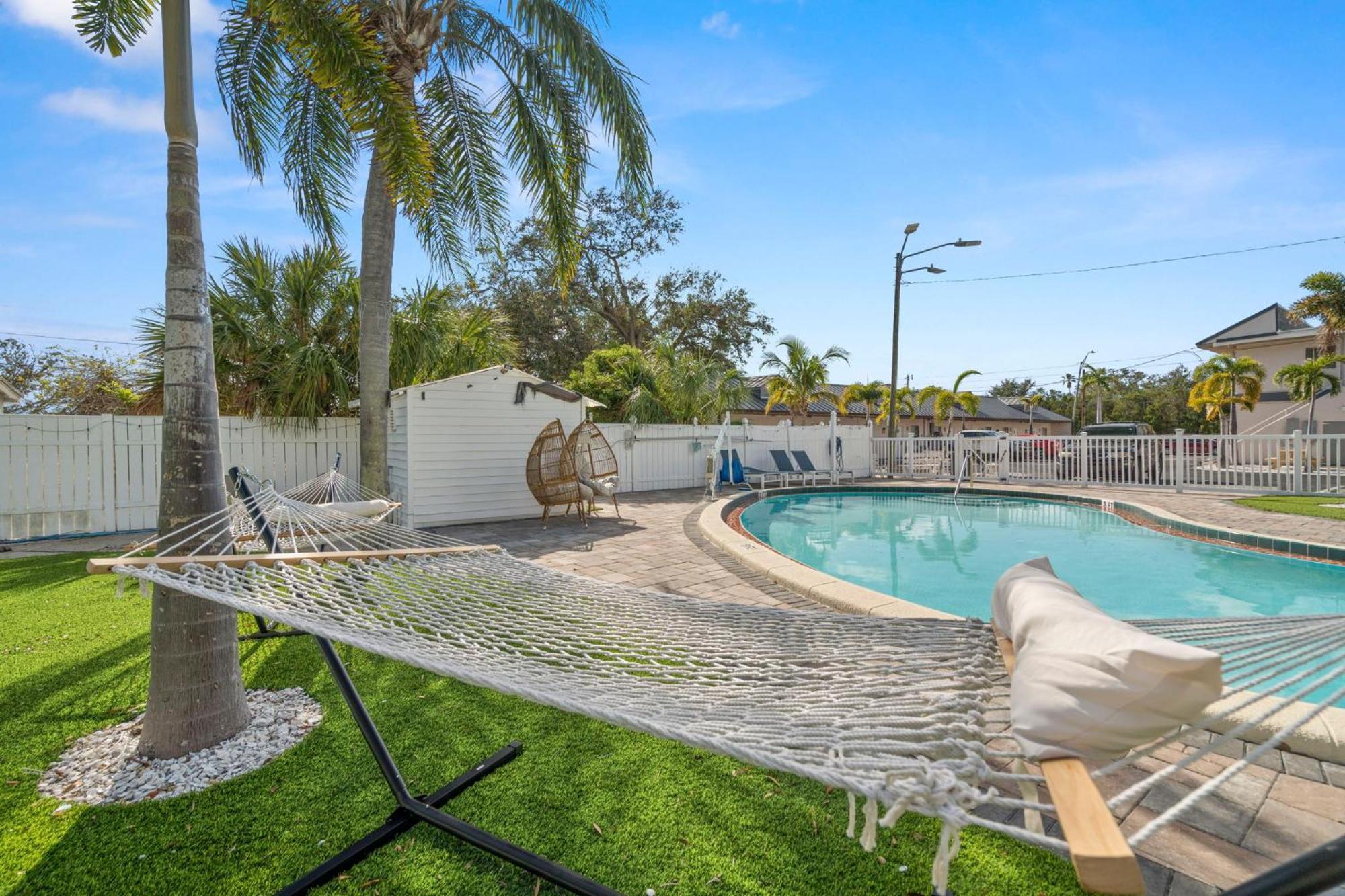1K Bed Studio Apt With Shared Pool 06 Clearwater Buitenkant foto
